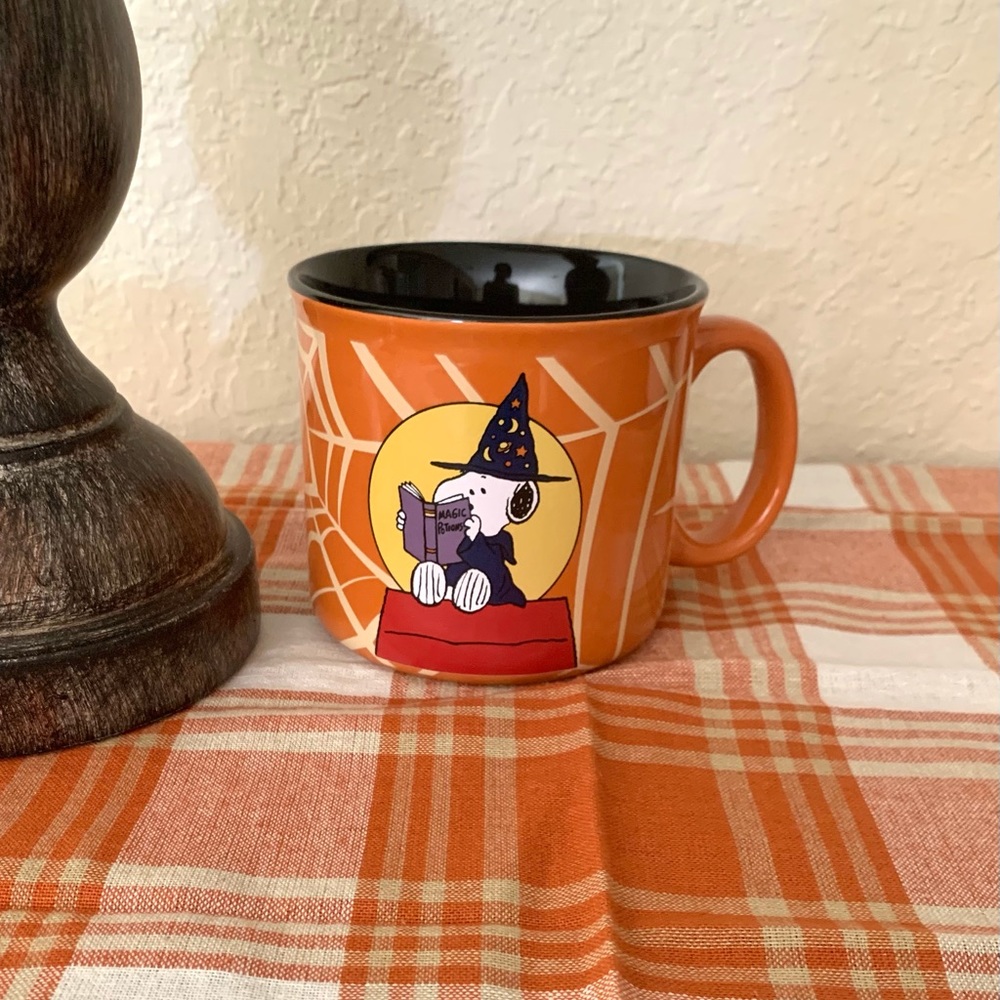 PEANUTS🧡🖤Halloween Snoopy Coffee Mug - Picture 1 of 2